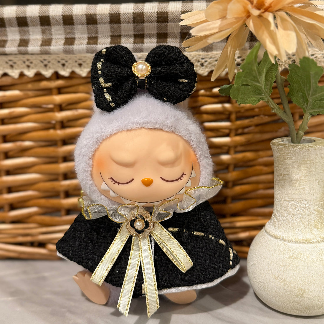 Labubu Clothes Classic Cloak